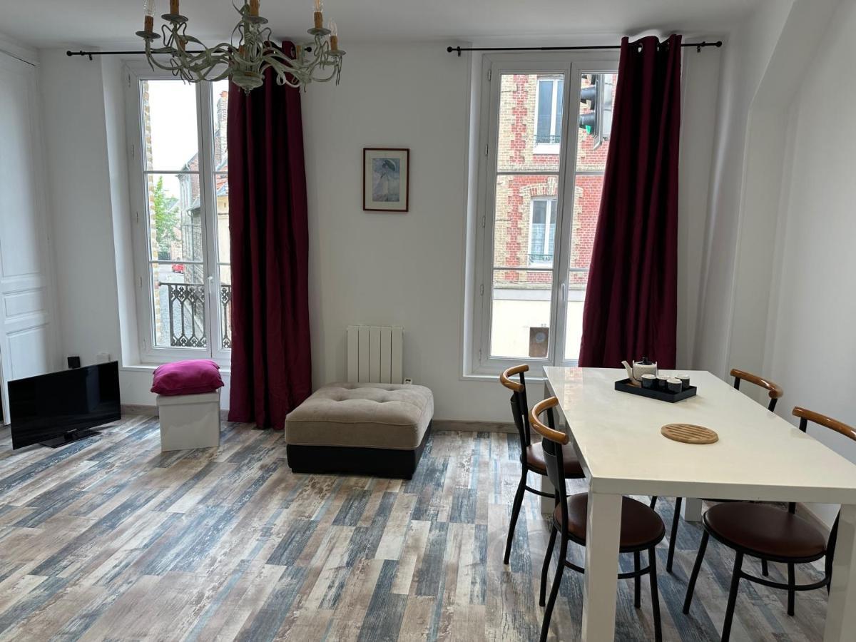 Des Beaux Appartements Deluxe Dieppe Exterior foto